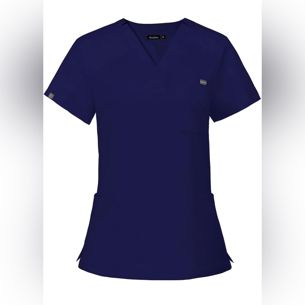 NWOT NiaaHinn Scrub Top